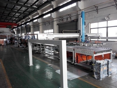 Mua Đường dây đẩy bảng phân tán PC một vít Đường dây sản xuất tấm PC trong suốt online manufacture
