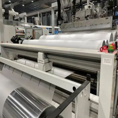 Mua 2400mm / 2600mm Mở EVA Solar Film Extrusion Line với 300-700kg / h Output và 16m / s Tốc độ đường dây tối đa cho Solar Panel Encapsulation online manufacture