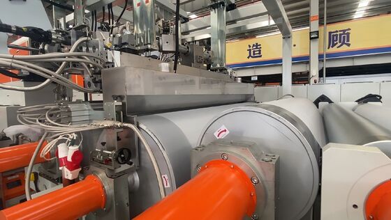 Mua Dây chuyền đùn màng EVA năng lượng mặt trời rộng 2600mm với công suất 300-700kg/h và Tỷ lệ co ngót ≤2% cho lớp bọc tấm pin năng lượng mặt trời online manufacture