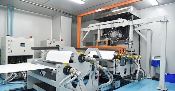 Mua Đường dẫn đẩy tấm trang trí PETG với sản lượng 600KG / H và phạm vi độ dày 0,2-2mm cho cấu trúc ba lớp GAG online manufacture